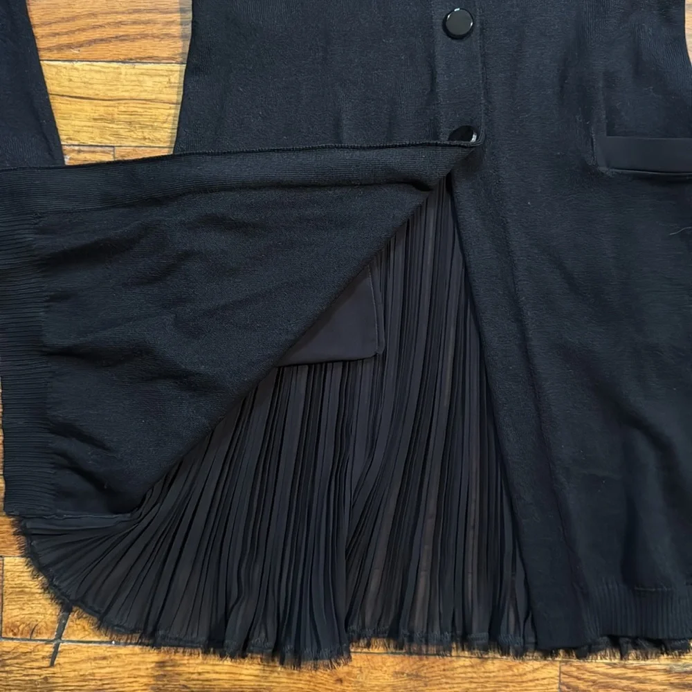 D. EXTERIOR Women's‎ Black Extra Fine Wool Cardigan Elegant Pleated Back Panel S - Picture 4 of 13